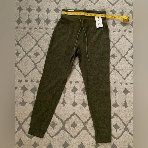 Hurley Women's Relaxed Jog Legging - Picture 10 of 16